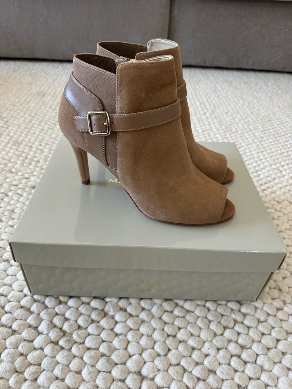 Marc Fisher Shimmee Suede Boots | Size 8.5 | Light Tan Suede